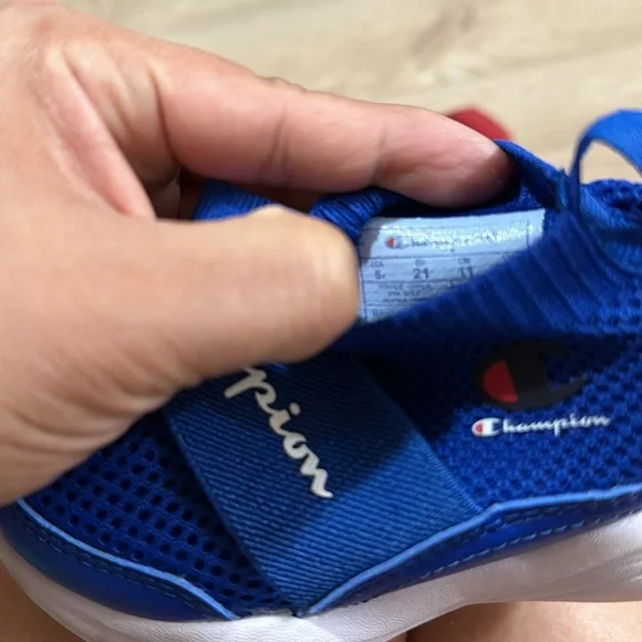 Baby shoes bundle - Picture 16 of 17